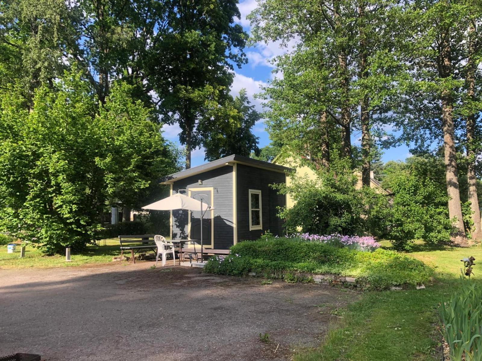 Melluzi Cottage Jūrkalne Eksteriør billede